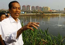 Warga Rawa Malang ke Jokowi: Kalau Banjir Kami Menginap di Peti Kemas