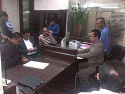 Tiba di Mabes Polri, Denny Resmi Laporkan Jubir PPI dan Loyalis Anas