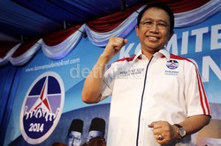 Marzuki Alie Siap Berkompetisi dengan Jokowi