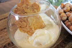 Resep Minuman: Affogato with Almond Tuille and Chantilly
