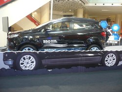 Bukan SUV Namanya Kalau Takut Banjir