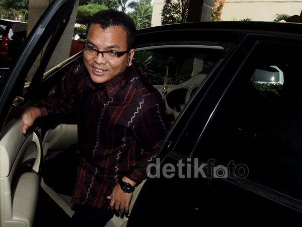Denny Indrayana Laporkan Jubir PPI ke Polisi