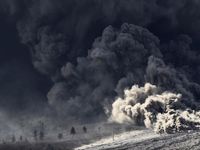 Abu Gunung Sinabung Tutupi Tanaman Warga