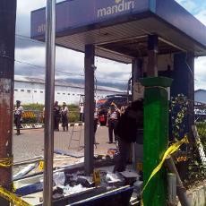 Dari Rekaman CCTV, Bom Dibawa Dua Orang Mengendarai Motor Matic