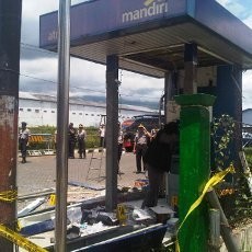 Pasca Ledakan di ATM Mandiri, Kapolda Jatim Perintahkan Siaga 1