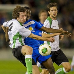 Tunggak Gaji Pemain, Presiden Racing Santander Diserang Fans 