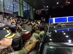 Berbaju Tahanan, Anas Digiring ke Rutan KPK