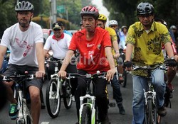 Usai Gowes, Jokowi Hadiri Acara PDIP