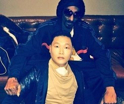 Psy Berkolaborasi dengan Snoop Dogg di Album Terbaru