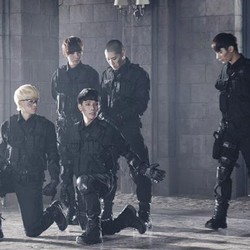 K-Much Debut dengan Bar Bar Bar Crayon Pop dalam Versi Garang