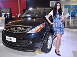 Blue Bird Lirik Mobil India