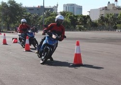 First Impression New Honda Revo Injeksi