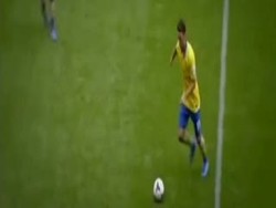 Oezil Raja Assist Paling Kreatif