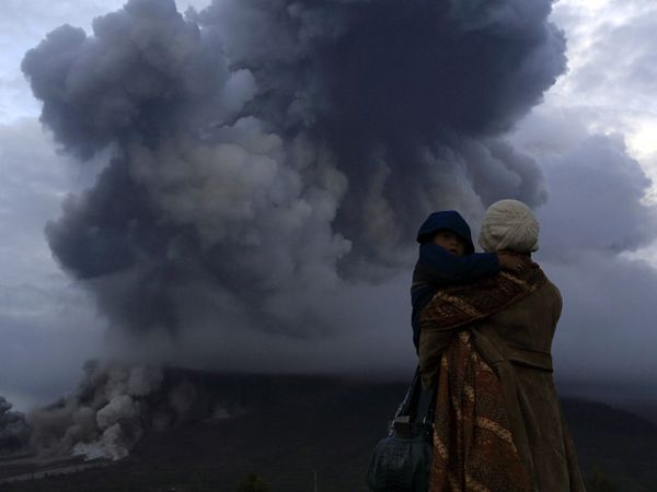 Gunung Sinabung Kembali Erupsi