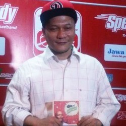 Dari Daft Punk Hingga Akustik Balada di Mini Album Terbaru Iwa K