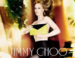 Nicole Kidman Pose Tanpa Bra di Iklan Sepatu Terbaru Jimmy Choo