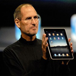 FBI: Steve Jobs Tak Bisa Dipercaya! 
