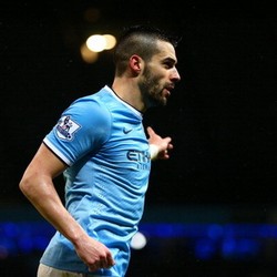 Negredo Ingin Lewati Jumlah Gol Aguero