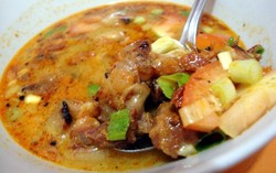Soto Tangkar & Sate Kuah Aneka Sari Pak H. Diding: Sate Sapi Berendam Kuah yang Gurih Enak