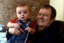 Tokcer Betul, Raymond Klaim Selalu Berhasil Hamili Pasangan Setiap Bercinta