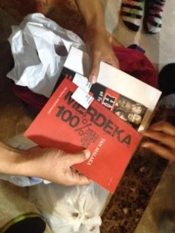 Kunjungan Kakak dan Adik Anas yang Bawa Makanan dan Buku Ditolak KPK