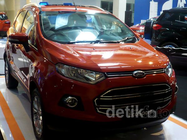 SUV dengan Fitur Segudang