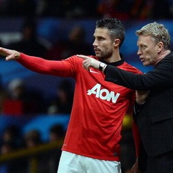 Van Persie Dikabarkan Absen Lebih Lama, Moyes Membantah