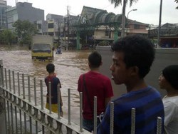 Tarif Ojek Gerobak di Komplek Green Garden Mencapai Rp 50 Ribu