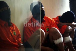 Perampok Bergolok Gasak Rp 315 Juta Milik SPBU Tridaya Bekasi