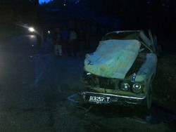 Mahasiswi Tewas Mengenaskan Setelah Mobilnya Ditabrak Truk Tronton