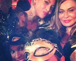 Foto: Mengintip Pesta Ultah Ibu Beyonce, Tina Knowles