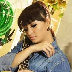 7 Video Klip Hadiah Zaskia Gotik untuk Orangtua