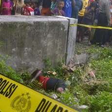 Mayat Perempuan Berbaju Merah Ditemukan di Bawah Tol Porong