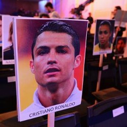 Ronaldo Paling Diunggulkan Raih Ballon dOr