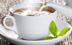 Kehujanan? Atasi Kedinginan dan Gejala Flu dengan Racikan Teh Herbal Ini