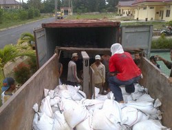 Polisi Gagalkan Penyelundupan 27,08 Ton Pasir Timah Ilegal ke Singapura