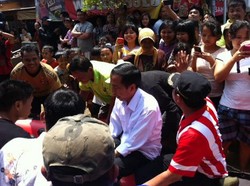 Jokowi: Pompa Tak Cukup, Butuh Normalisasi Kali untuk Atasi Banjir Kembangan