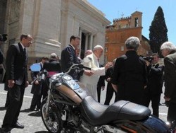 Siapa Mau Harley Milik Paus Fransiskus?