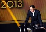 Gol Terbaik 2013 Milik Zlatan Ibrahimovic