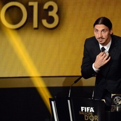 Ibra Sabet Penghargaan Gol Terbaik 2013