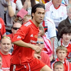 Luis Garcia Gantung Sepatu