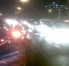 Maju Kena Mundur Kena, Kawasan Cilandak-Ragunan Macet Total