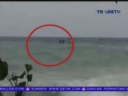 Video Amatir Detik-detik Tenggelamnya Kapal