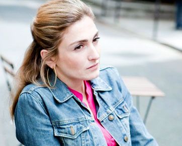 Foto: Gaya Julie Gayet, Aktris Selingkuhan Presiden Prancis