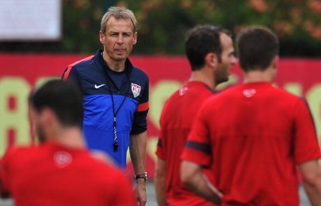 AS Jadi Tim Pertama Latihan Langsung di Brasil