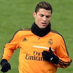 Tak Mesra dengan Florentino Perez, Ronaldo Dipercaya akan Kembali ke Inggris