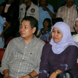 Suami Khofifah Sudah Lama Berwasiat akan Meninggal Hari Rabu