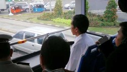  Jajal Bus Baru, Jokowi: Masa Berpuluh-puluh Tahun Nggak Punya Bus Wisata