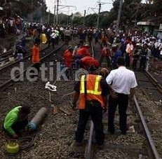 Dirawat 1 Bulan, Arina Korban Kecelakaan Truk BBM Vs KRL di Bintaro Meninggal