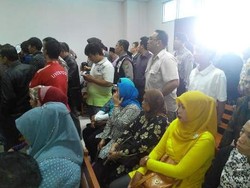  Yayan Didakwa Memukul Yusnina 3 Kali, Tetangga Terus Beri Dukungan